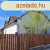 Monorierdn 5 szoba + 2 nappalis csaldi hz, 666 m2 tele