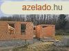 Elad csaldi hz Nagypli, 	j, Tgla csaldi hz - garzzs