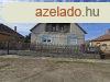 Elad csaldi hz Bcsalms, 	Alkotmny utca