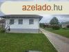 Elad csaldi hz Km, 	Jeli arbortum kzelben