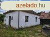 Elad csaldi hz Csknydoroszl, 	Csendes utca