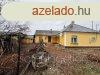 cs - gzftses 3 szobs hz elad