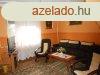 Hajdsmsonban, 82 m2-es, 3 szobs, csaldi hz, 32 m2-es k