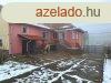 Elad 240 nm-es Feljtott Csaldi hz Bkkzsrc