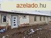Elad 66 nm-es jszer llapot Csaldi hz Akaszt Kzponth
