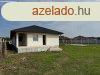 Elad 112 nm-es j pts Ikerhz Szigetcsp Csaldi hzas 