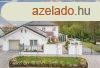 Elad 310 nm-es j pts Csaldi hz Hdervr