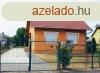 Szolnokon (Szandaszlsn) 2+1 szobs csaldi hz elad