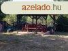 Mezcston kt generci egyttlsre alkalmas csaldi hz 
