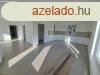 Elad Petfivrosban egy fldszintes kialakts, 3 szobs, 