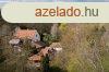 Elad 200 nm-es Feljtott Csaldi hz Pcsvrad