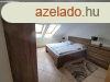 Almagyar dombon  2 lakrszes 2 frd laks kiad. 190e Ft