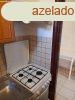 KIAD SZOLNOK BELVROSBAN 1. EMELETI 1 SZOBS LAKS AUTBE