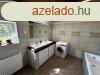 Elad 130 nm-es Feljtott Csaldi hz Pcs Kertvros 