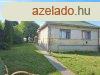 Elad csaldi hz Ikldbrdce, 	lakhat hz kt, garzs, pi