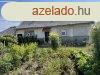 Gazdlkodsra is alkalmas hatalmas telekkel, csaldi hz ela