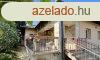 Elad csaldi hz rd, 	Parkvros, intim kert, otthonos tr