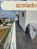 Balatoni panorms, bels ktszintes laks, a vzparttl 50 