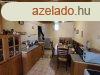 Srmellk frekventlt rszn feljtott csaldi hz elad na