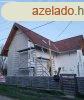 Balatonfkajron feljtott csaldi hz elad!