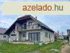 Elad csaldi hz Vcrtt, 	Csendes rszn