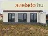 J eloszts, hrom hlszobs csaldi otthon elad Levlen!