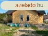 Elad j pts Csaldi hzak Balatonmriafrdn!