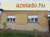 Trkszentmiklson 100 nm-es csaldi hz elad!