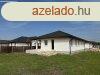 Elad 112 nm-es j pts Ikerhz Szigetcsp Csaldi hzas 