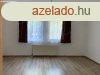 Kiad els emeleti fiatalos laks a Piac kzelben