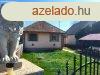 Elad 102 nm-es Feljtott Csaldi hz Lrinci